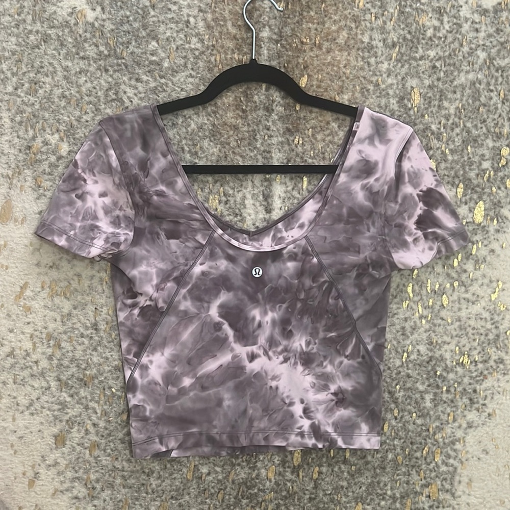 NWOT lululemon Align tee